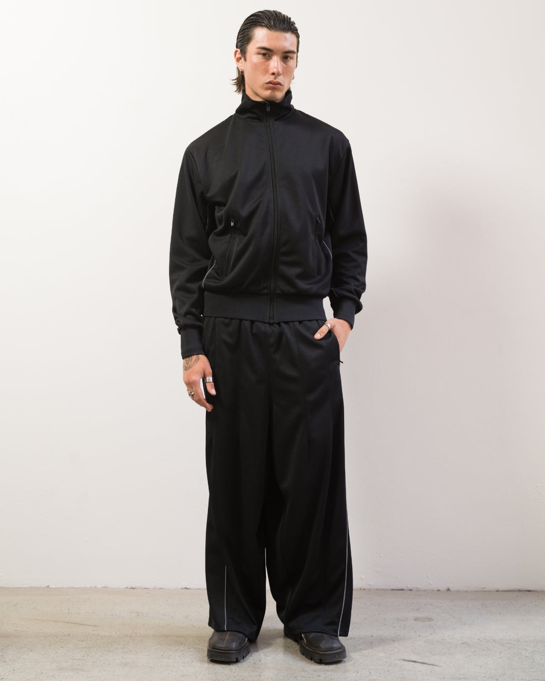 Wide Track Pants (Anthracite)