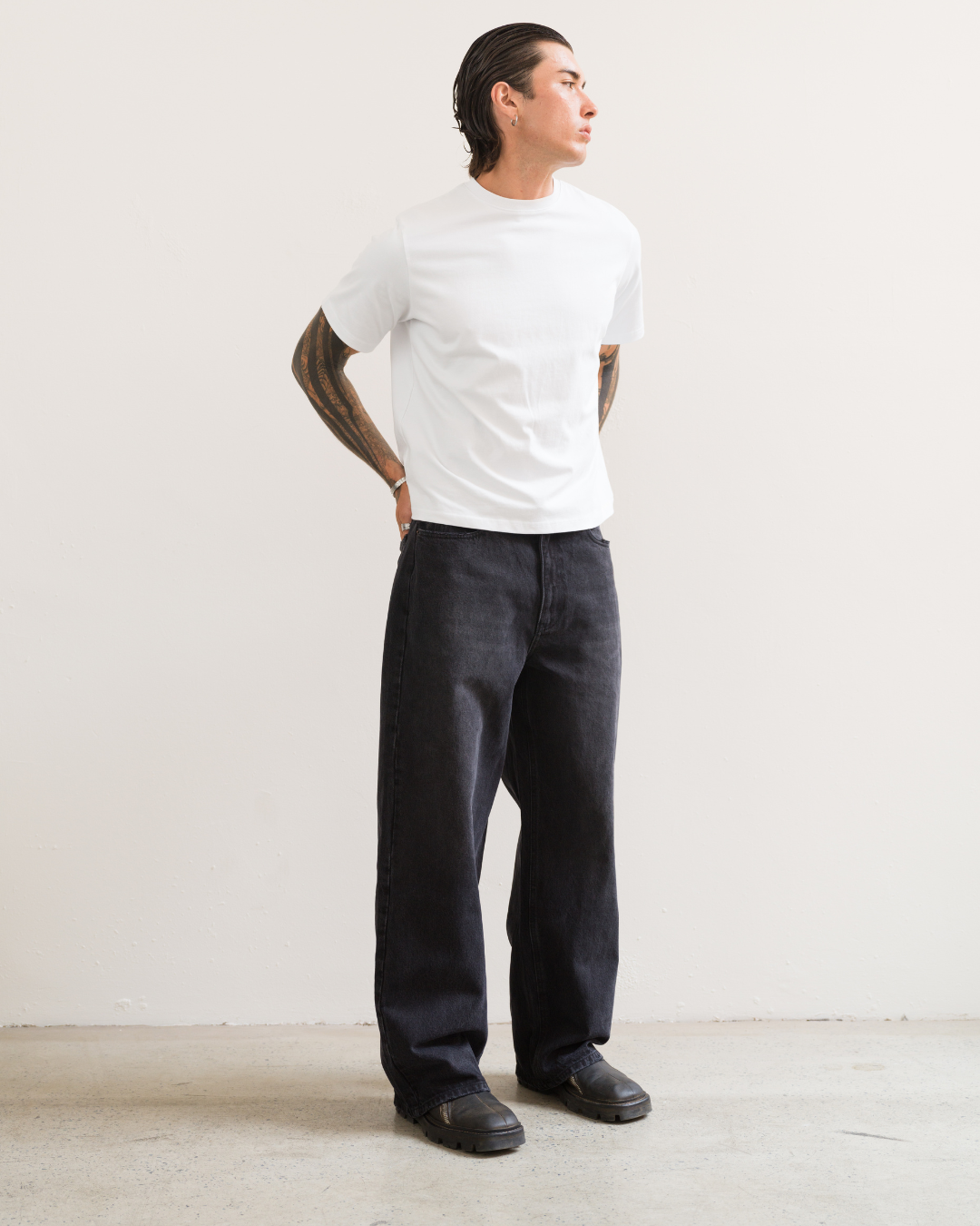 Wide Leg Jeans (Vintage Black)