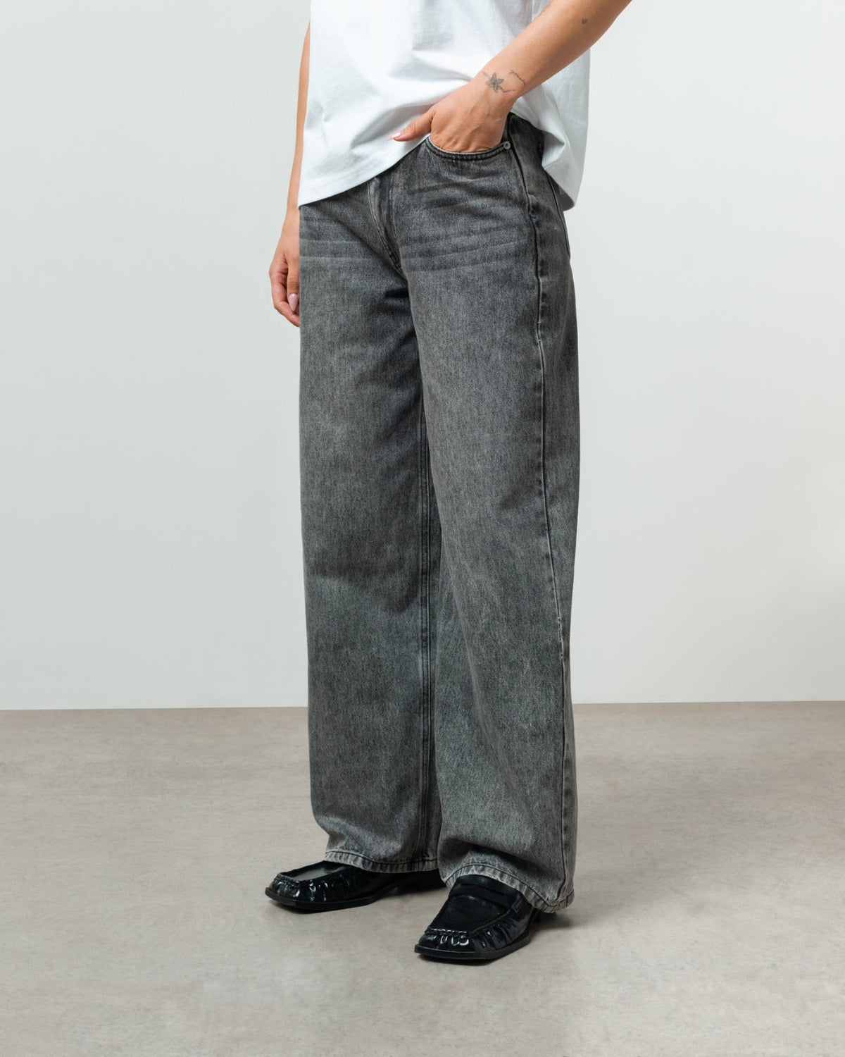 Wide Leg Jeans (Grey)