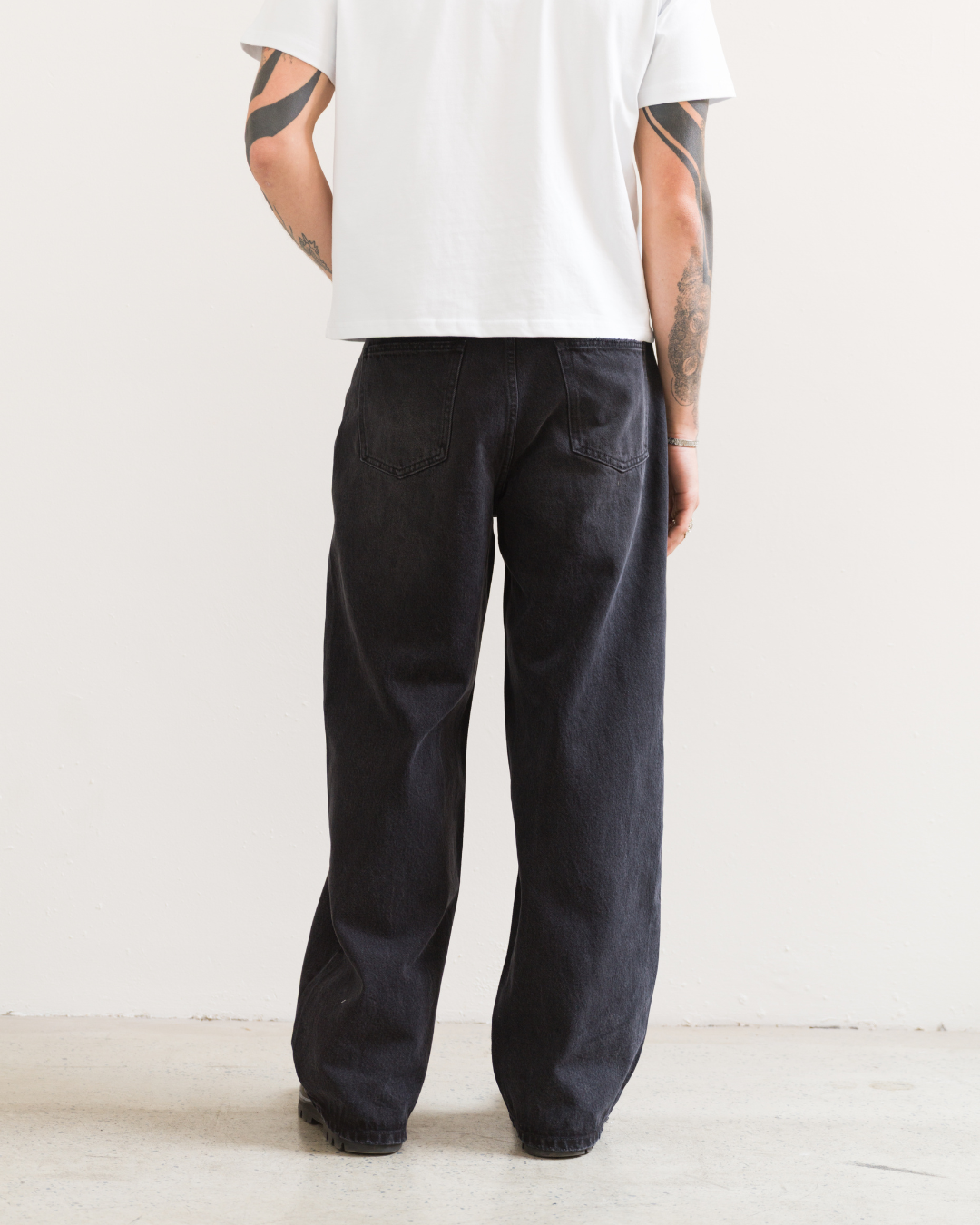 Wide Leg Jeans (Vintage Black)