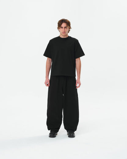 Cropped Basic Tee (Black)