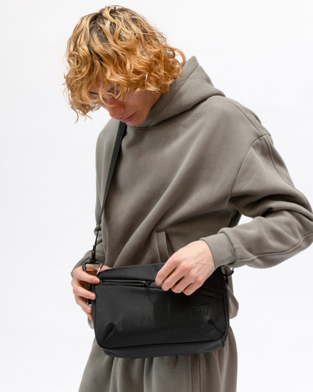 Crossbody Bag (Black)